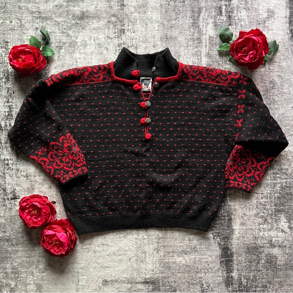 Dale of Norway pure new wool button-up pullover sweater